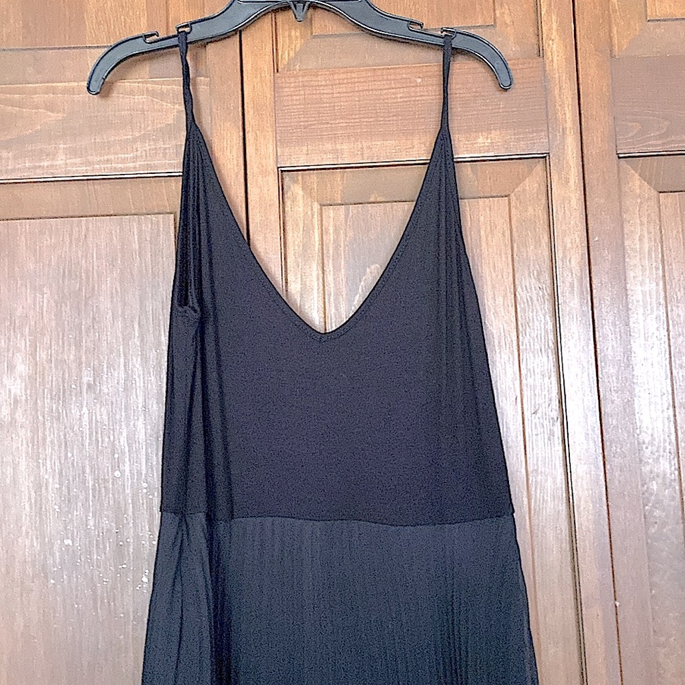 See You Monday Elegant Black Midi Dress
